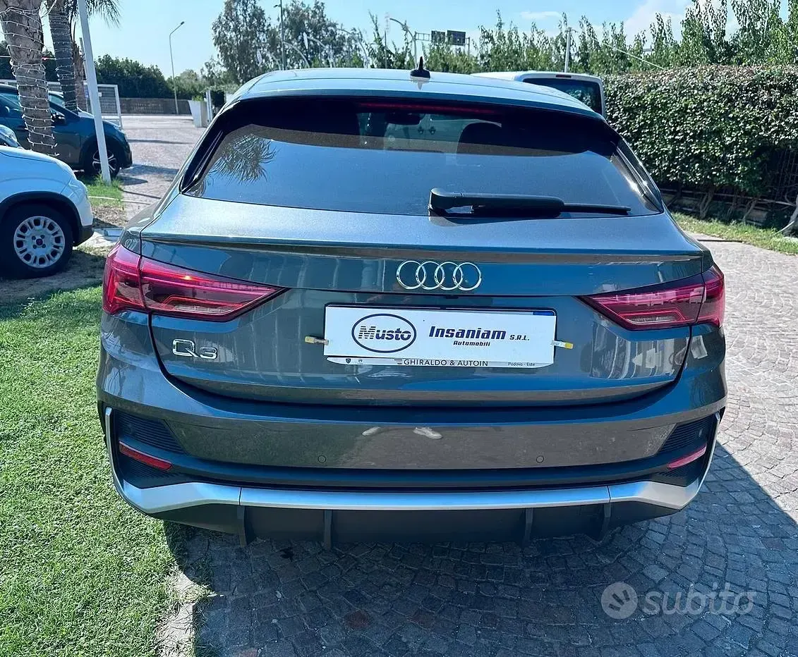 Usata Audi Q3 Ambiente 150 CV (110 kW) 2025 Grigio SUV