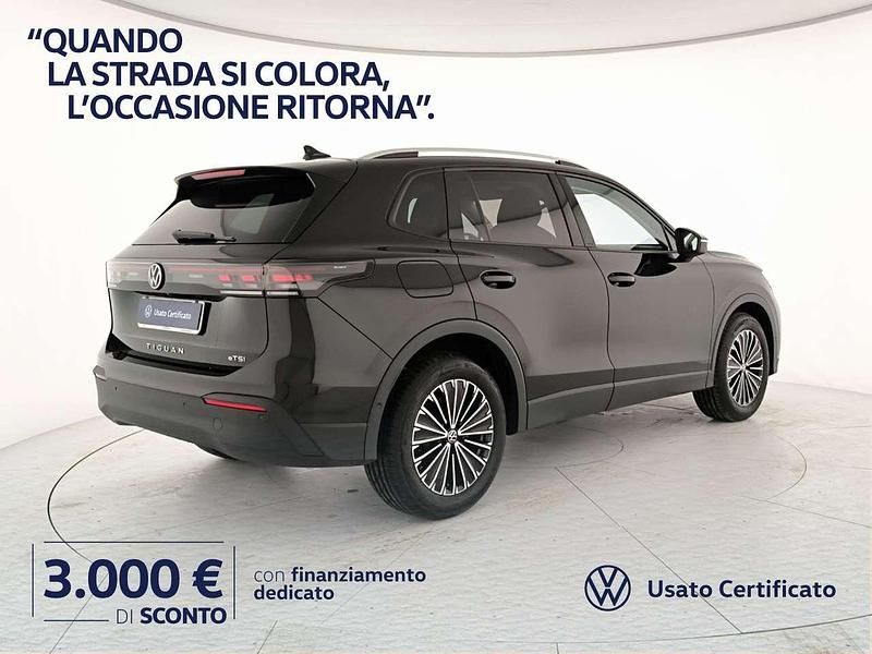 Nuova VW Tiguan Edition 131 CV (96 kW) 2026 Grenadill black metallizzato SUV