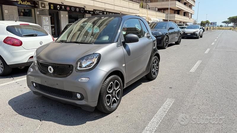 Usata Smart ForTwo Coupé Passion 90 CV (66 kW) 2019 Grigio Coupé