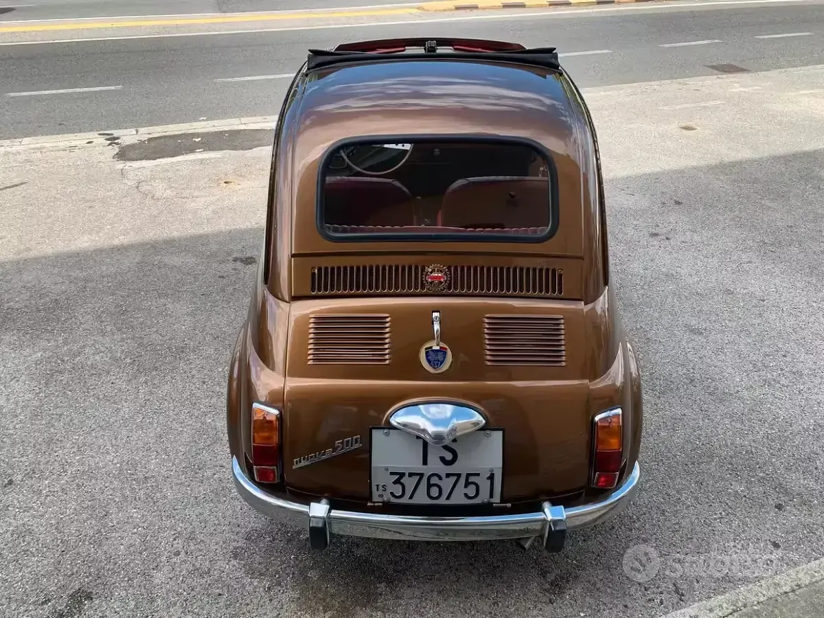 Usata Fiat 500 19 CV (13 kW) 1960 Marrone Utilitaria