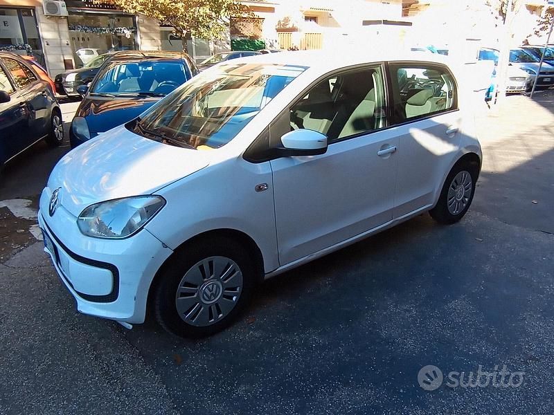 Bianco Usata 2013 VW up! Due volumi | 5200 € (Super prezzo) - Immagine 1/4
