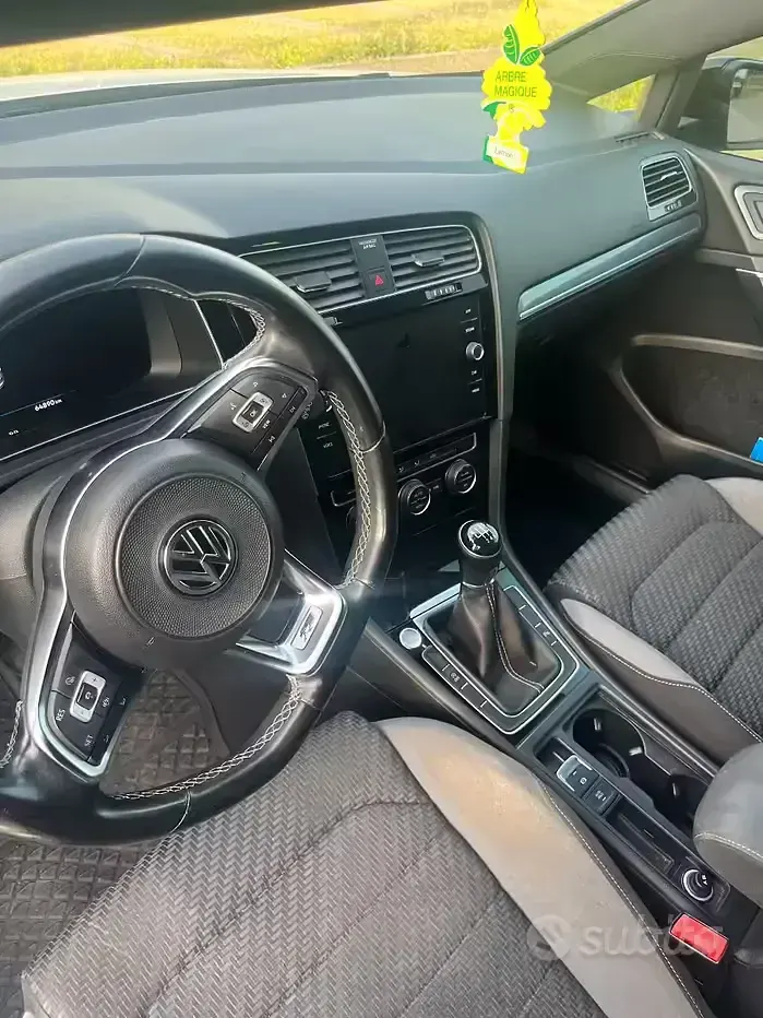 Usata VW Golf VII R-line 150 CV (110 kW) 2018 Bianco Berlina