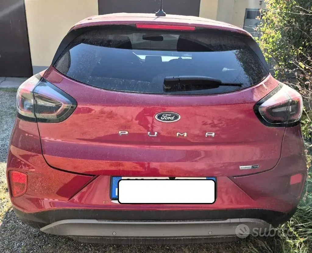 Second-hand Ford Puma 125 CP (91 kW) 2023 Roșu SUV