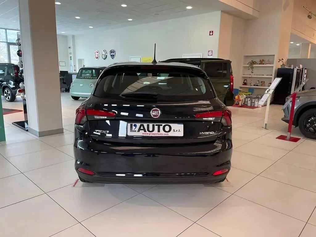 Usata Fiat Tipo 130 CV (95 kW) 2024 Nero Berlina