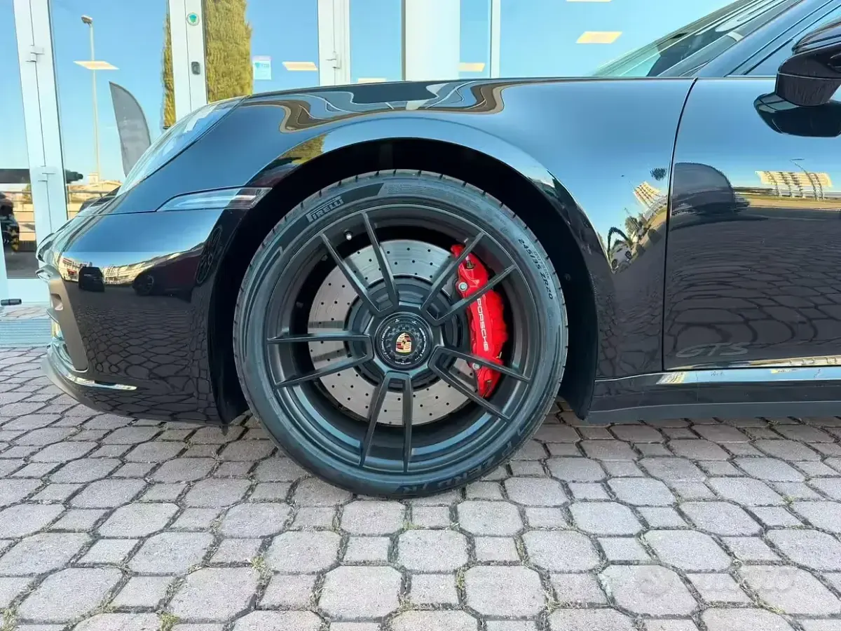 Usata Porsche 911 Carrera GTS 480 CV (353 kW) 2022 Nero Coupé