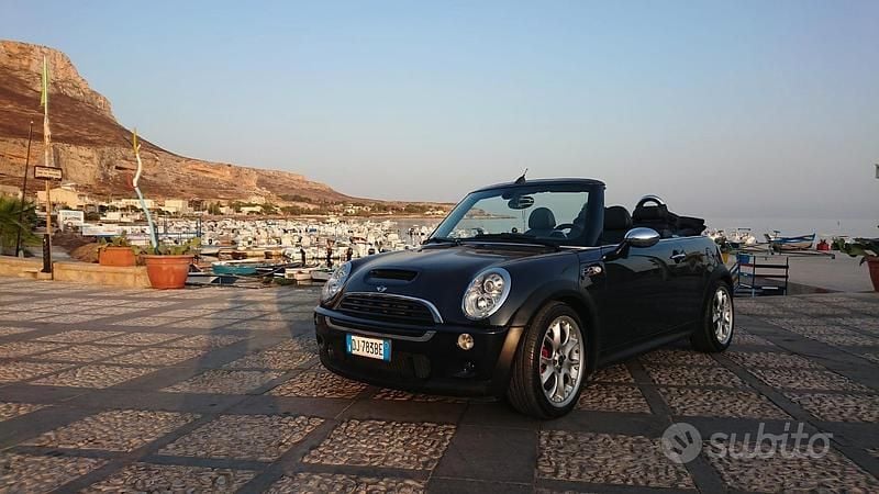 Usata Mini Cooper S Cabriolet 170 CV (125 kW) 2007 Nero Cabrio