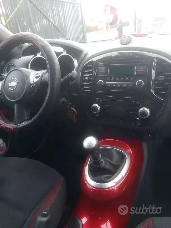 Usata Nissan Juke Acenta 110 CV (80 kW) 2011 Rosso SUV