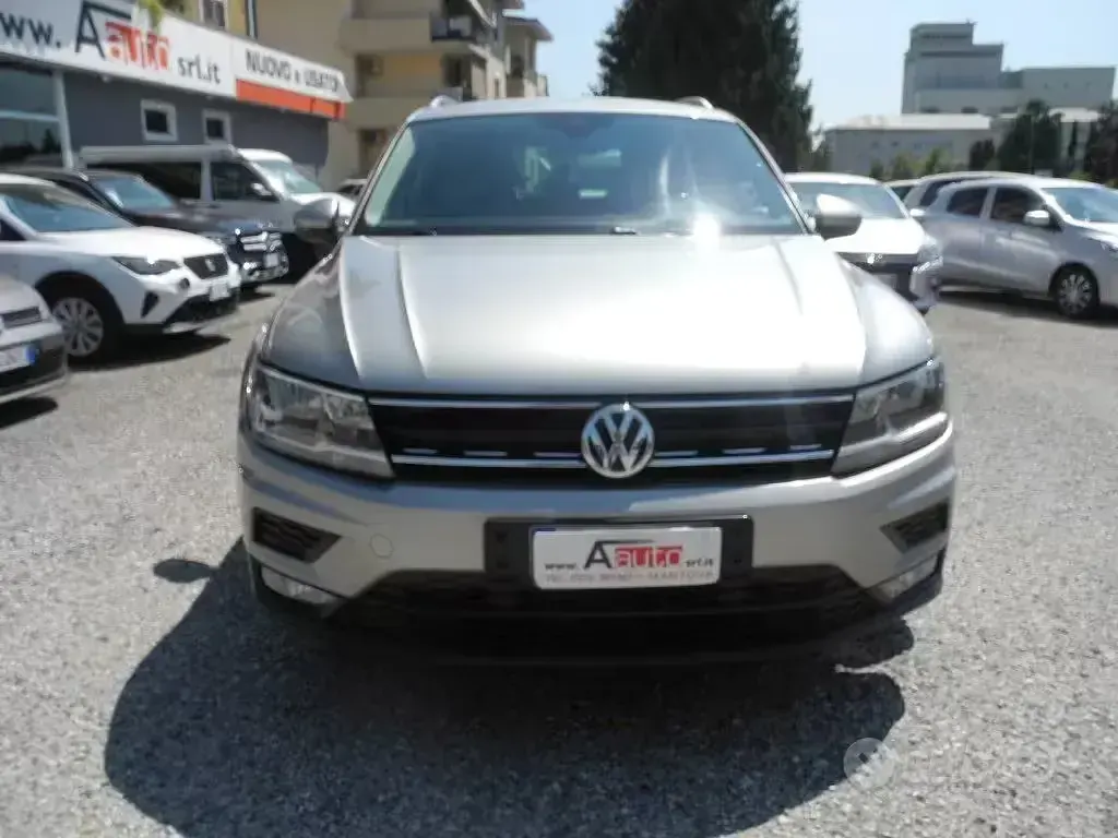 Usata VW Tiguan 150 CV (110 kW) 2019 Grigio SUV