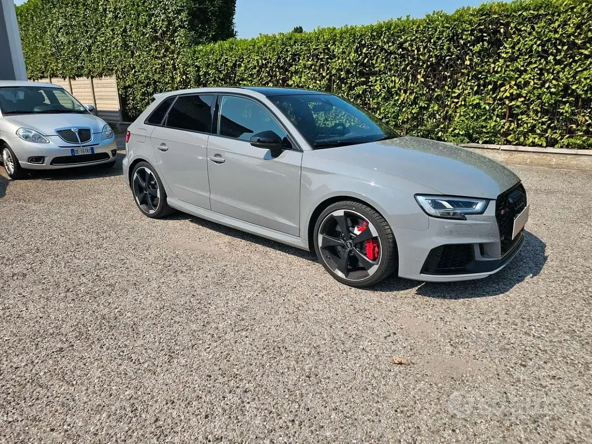 Usata Audi RS3 Ambiente 400 CV (294 kW) 2019 Grigio Berlina