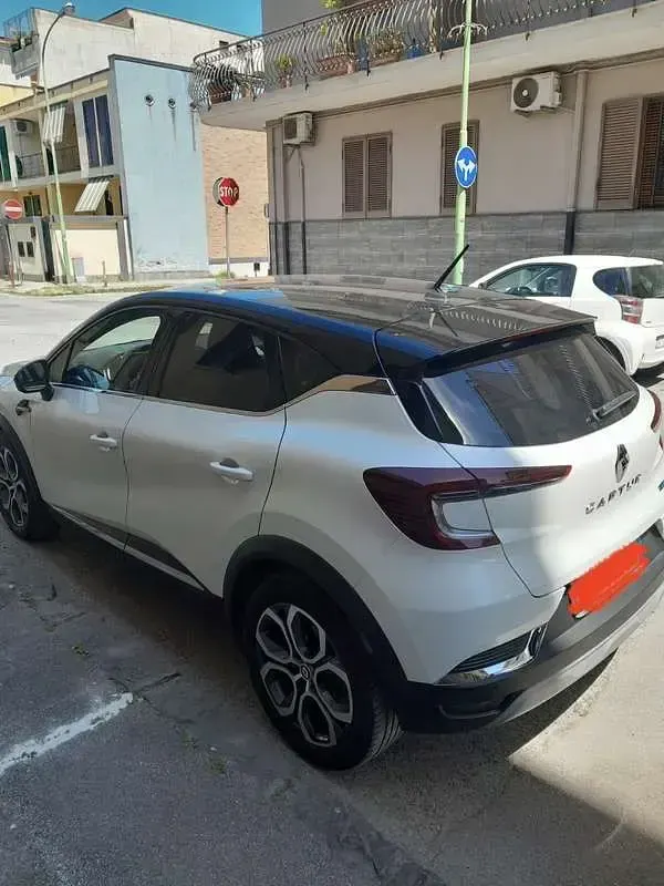 Usata Renault Captur Intens 94 CV (69 kW) 2022 SUV