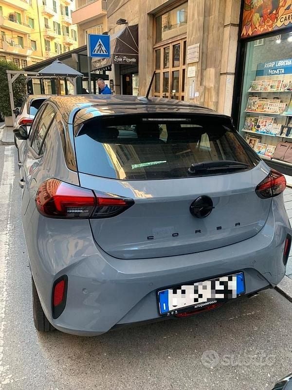 Usata Opel Corsa S 101 CV (74 kW) 2024 Grigio Utilitaria