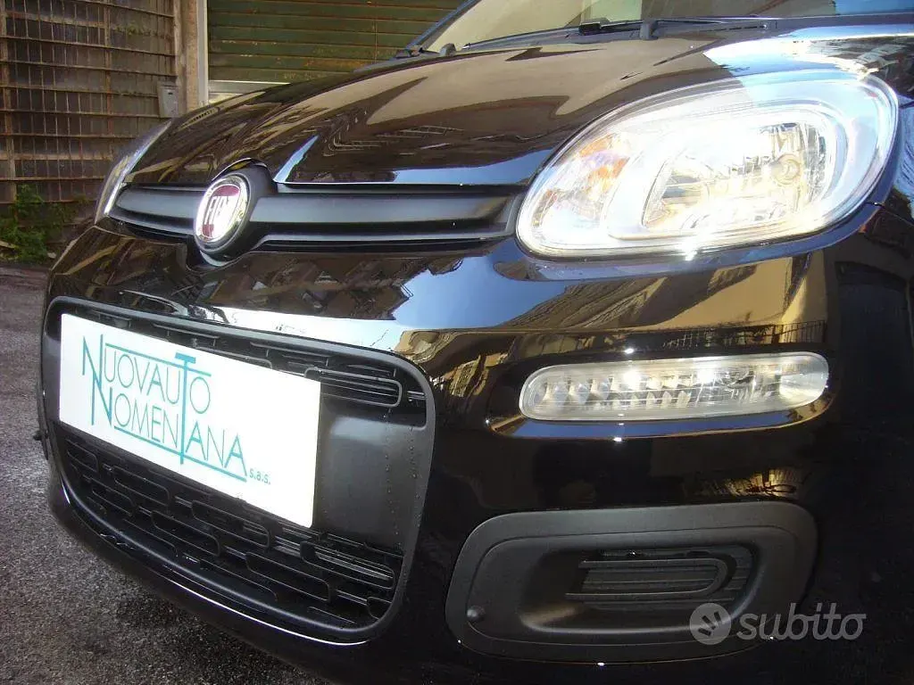 Nuova Fiat Panda Icon 70 CV (51 kW) 2025 Nero Utilitaria