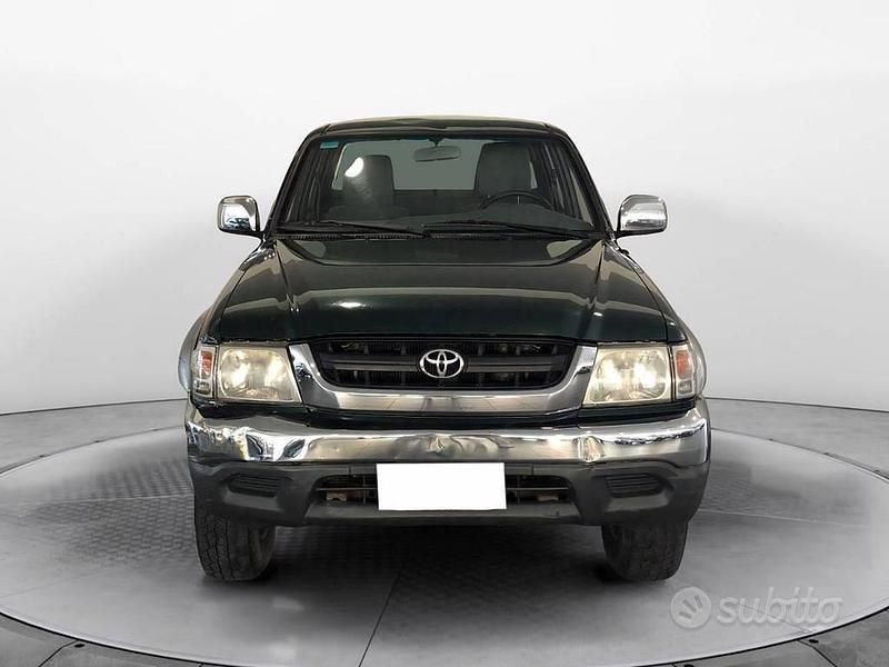 Usata Toyota HiLux 2003 Verde Pick-up