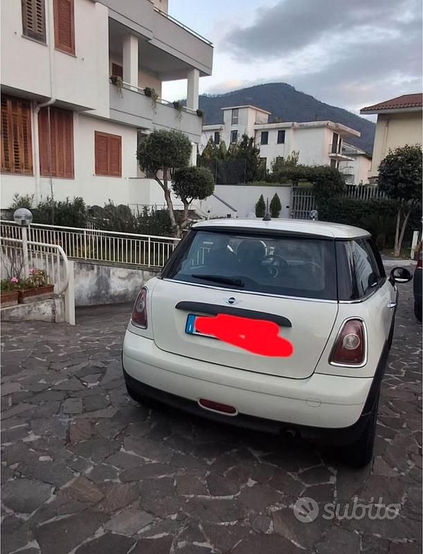 Usata Mini ONE 75 CV (55 kW) 2010 Bianco Utilitaria