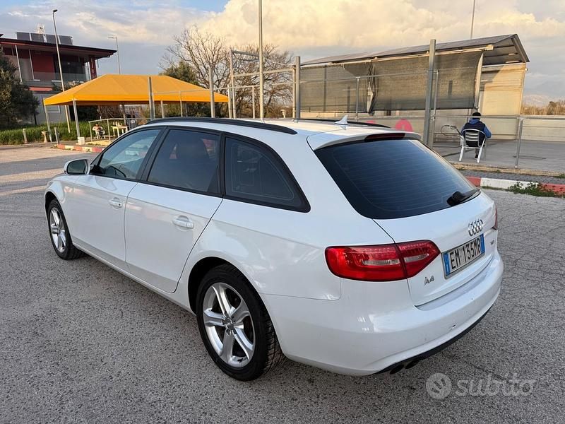 Usata Audi A4 177 CV (130 kW) 2012 Bianco Station wagon