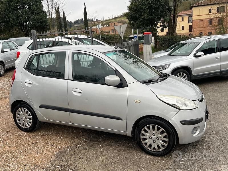 Usata Hyundai i10 Active 67 CV (49 kW) 2009 Grigio Utilitaria