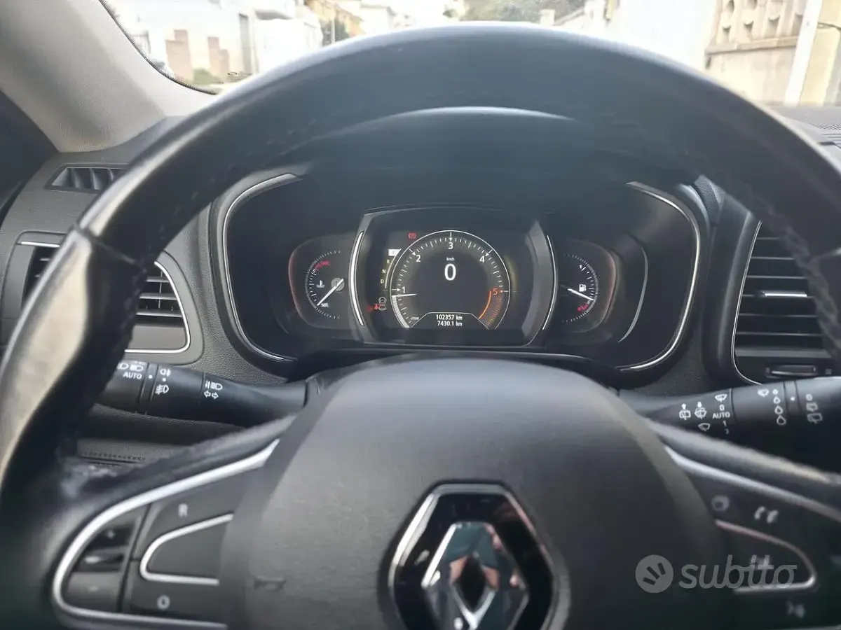 Usata Renault Koleos 177 CV (130 kW) 2019 Nero SUV