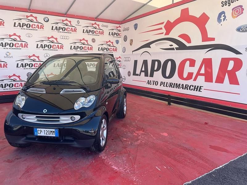 Nero Usata 2004 Smart ForTwo Cabrio Pulse Cabrio | 3990 € (Molto cara) - Immagine 1/4