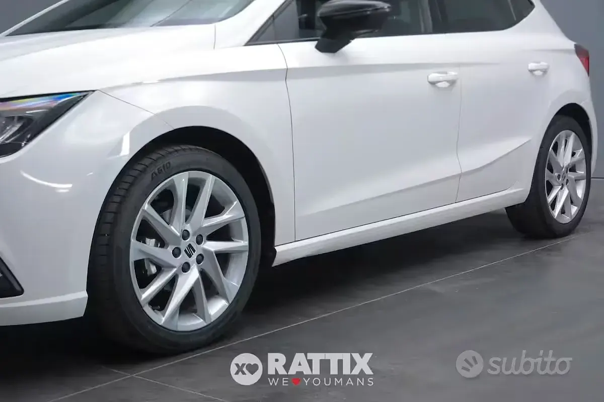 Usata Seat Ibiza FR 95 CV (69 kW) 2023 Bianco candy Utilitaria