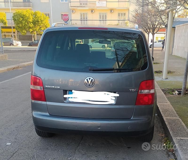 Usata VW Touran 101 CV (74 kW) 2004 Grigio Monovolume