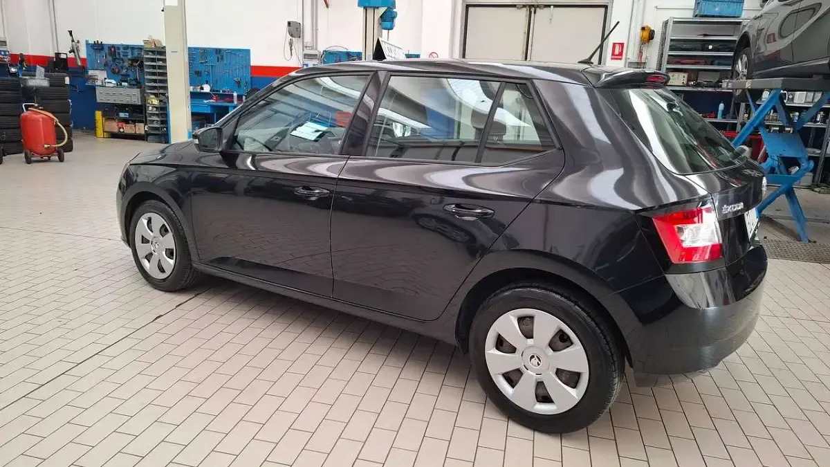 Usata Skoda Fabia 75 CV (55 kW) 2015 Nero Berlina