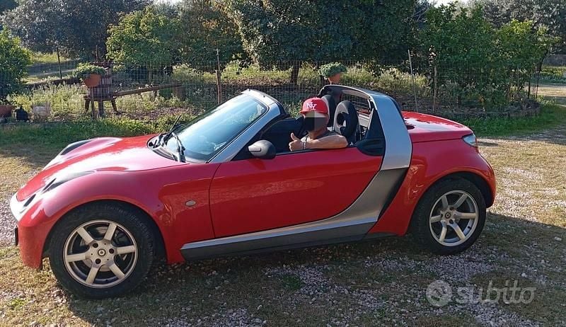 Usata Smart Roadster 82 CV (60 kW) 2003 Rosso Cabrio