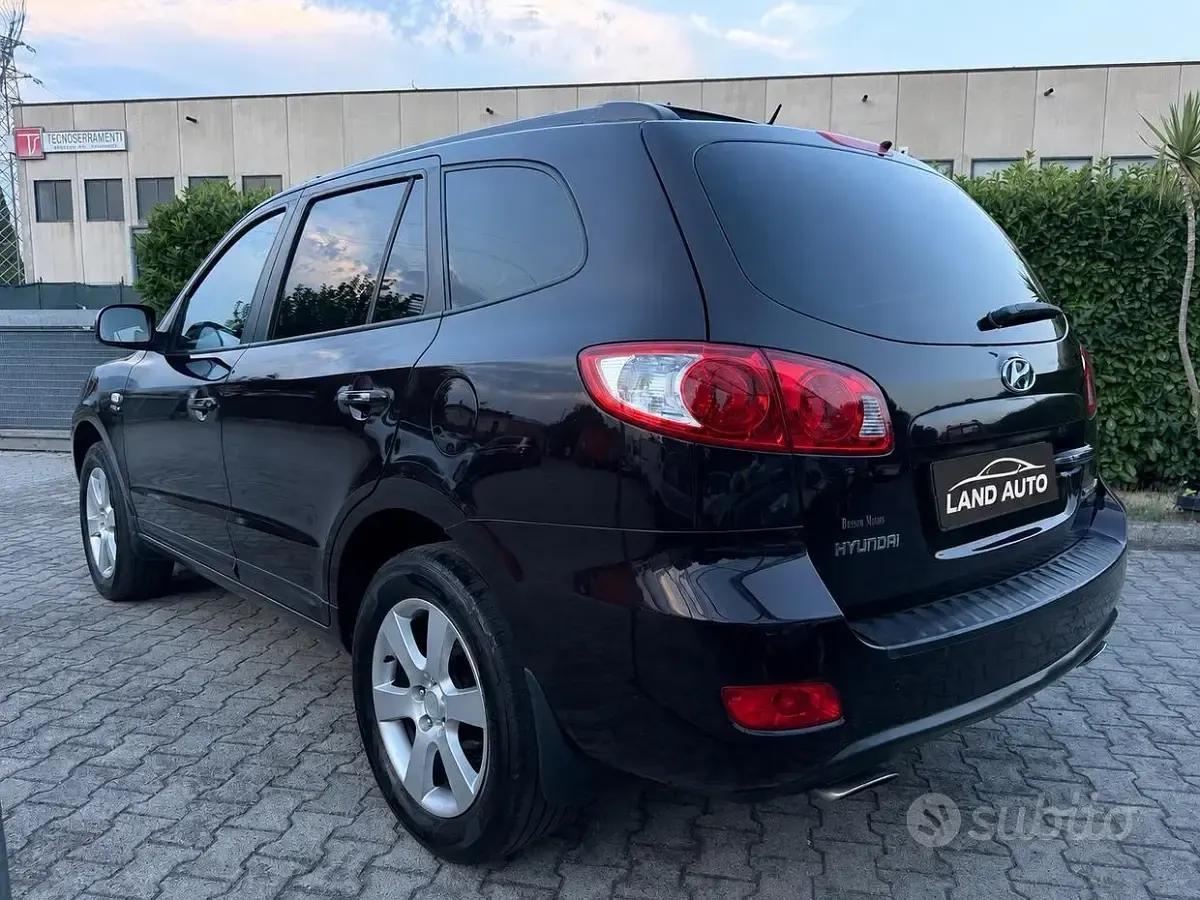 Usata Hyundai Santa Fe Dynamiq 155 CV (114 kW) 2010 Nero SUV