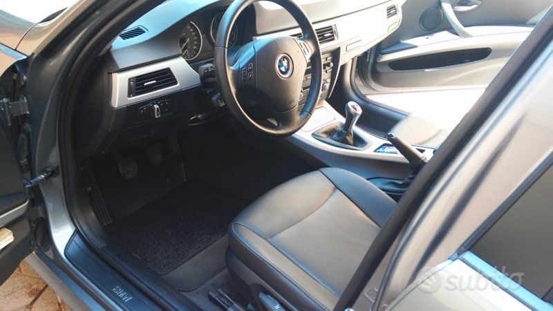 Usata BMW 316 116 CV (85 kW) 2010 Grigio Berlina