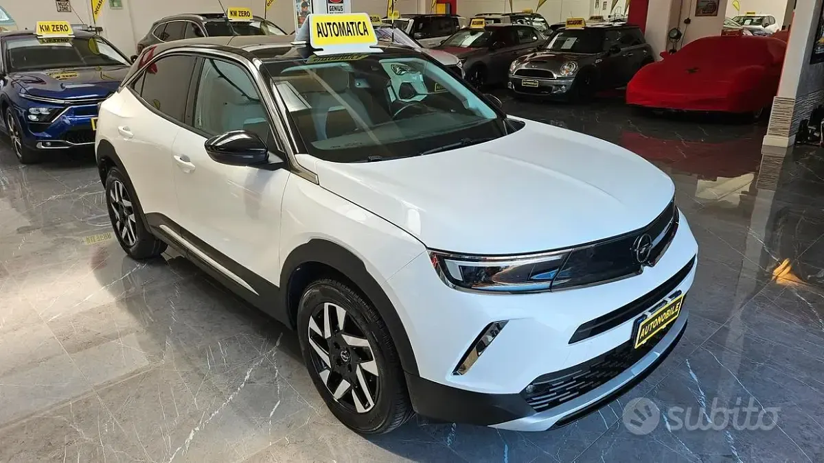 Usata Opel Mokka Elegance 131 CV (96 kW) 2021 Bianco SUV