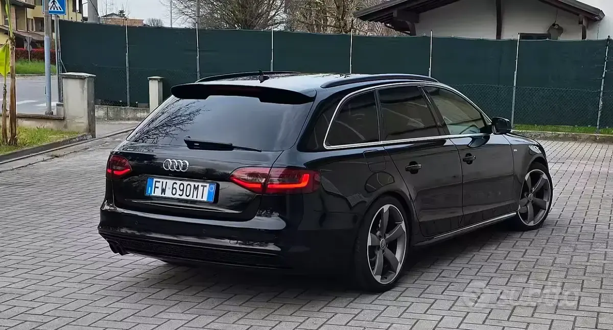 Usata Audi A4 Competition 190 CV (139 kW) 2015 Nero Station wagon