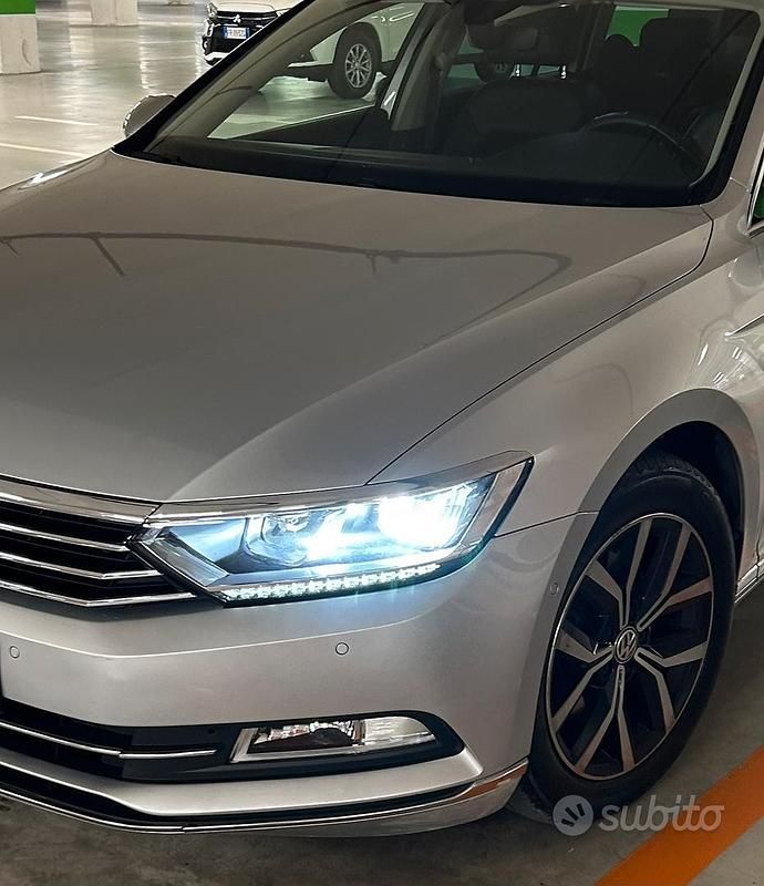 Usata VW Passat 150 CV (110 kW) 2016 Berlina
