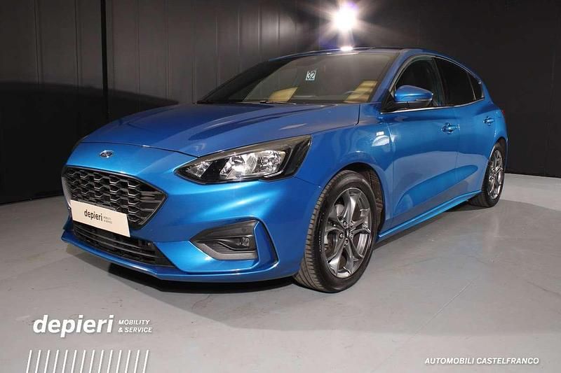 Blu Usata 2019 Ford Focus ST-Line Tre volumi | 14.800 € (Buon prezzo) - Immagine 1/4