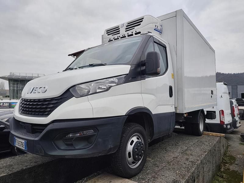 Usata Iveco Daily 154 CV (113 kW) 2024 Bianco