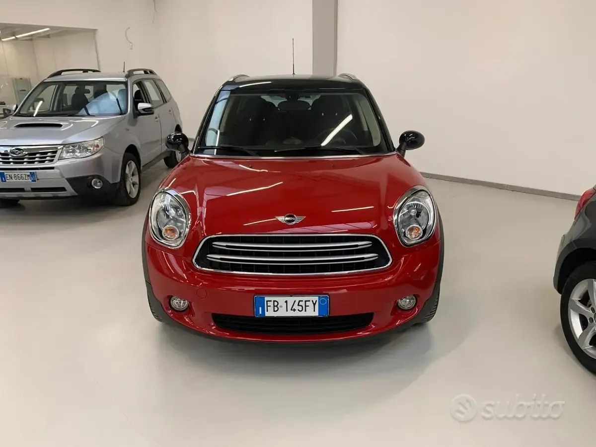 Usata Mini Cooper D Countryman 111 CV (81 kW) 2015 Rosso SUV