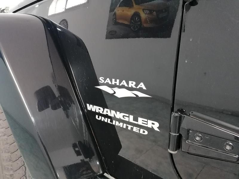Usata Jeep Wrangler Sahara 200 CV (147 kW) 2013 Nero SUV