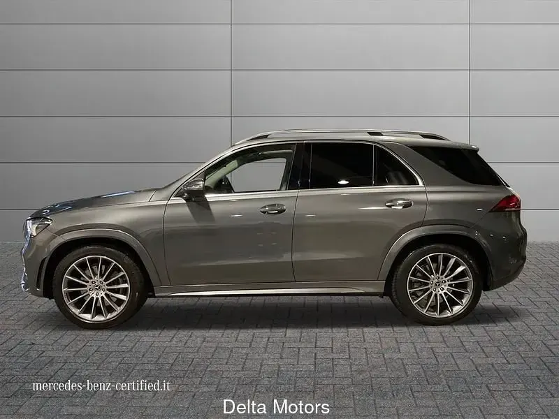 Usata Mercedes GLE300 Premium Plus 272 CV (200 kW) 2023 Gray SUV