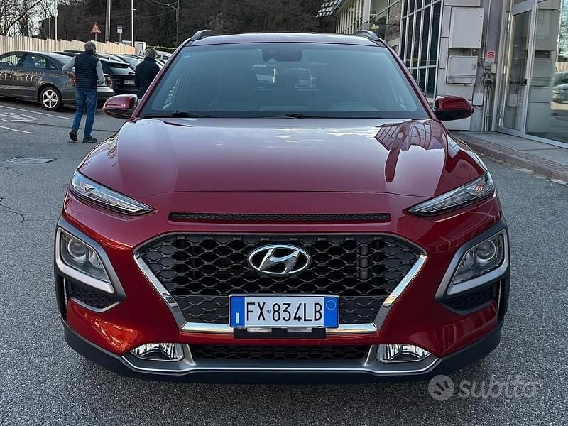 Usata Hyundai Kona 120 CV (88 kW) 2019 Rosso SUV