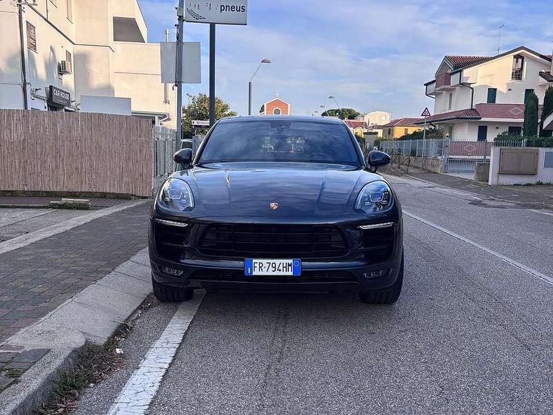 Usata Porsche Macan 252 CV (185 kW) 2018 Grigio SUV