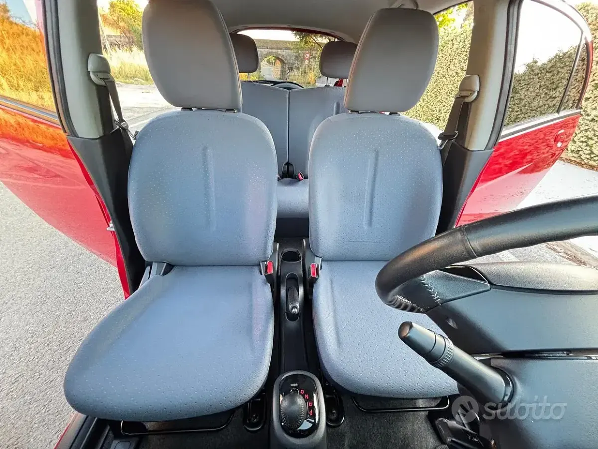 Usata Peugeot iON 35 kW (48 CV) 2011 Rosso Utilitaria