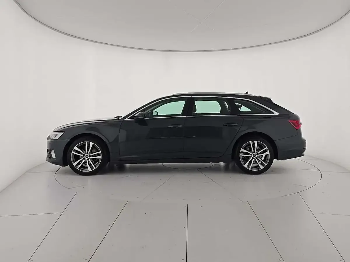 Usata Audi A6 Business 204 CV (150 kW) 2022 Grigio Station wagon