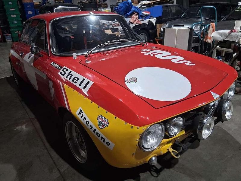 Usata Alfa Romeo GT 200 CV (147 kW) 1971 Rosso Coupé