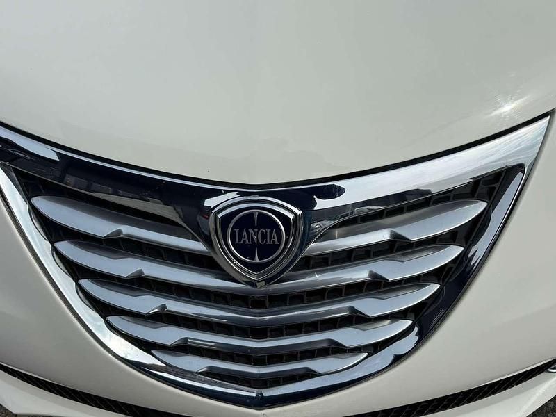 Usata Lancia Ypsilon Gold 95 CV (69 kW) 2014 Bianco Utilitaria