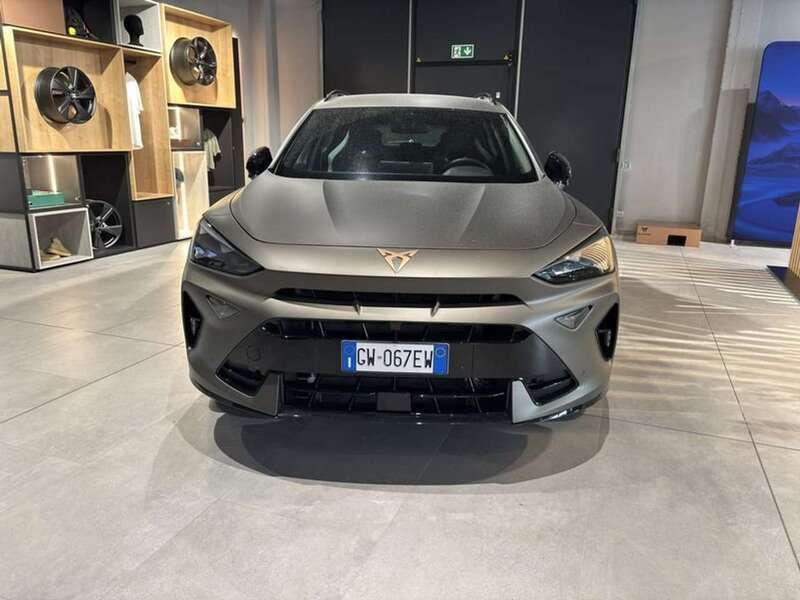 Usata Cupra Formentor VZ2 272 CV (200 kW) 2024 Bronze century SUV