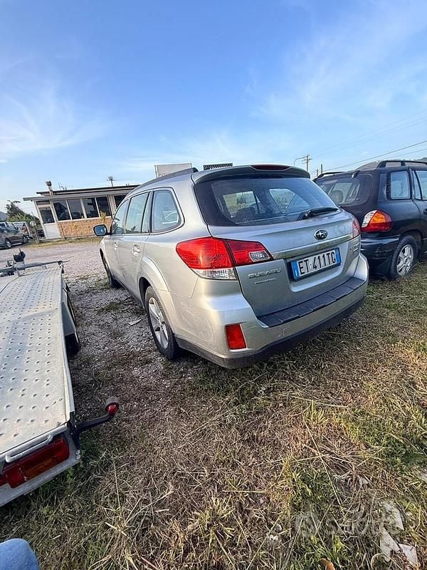 Usata Subaru Outback 2014 Grigio Station wagon