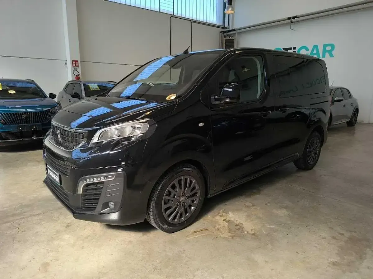 Usata Peugeot Traveller 120 CV (88 kW) 2019 Monovolume