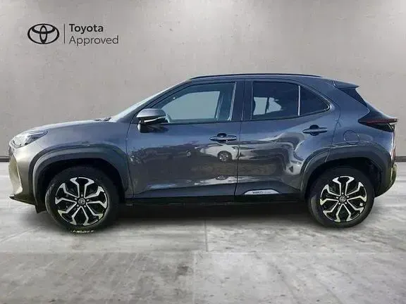 Usata Toyota Yaris Cross Trend 116 CV (85 kW) 2023 Vari colori SUV