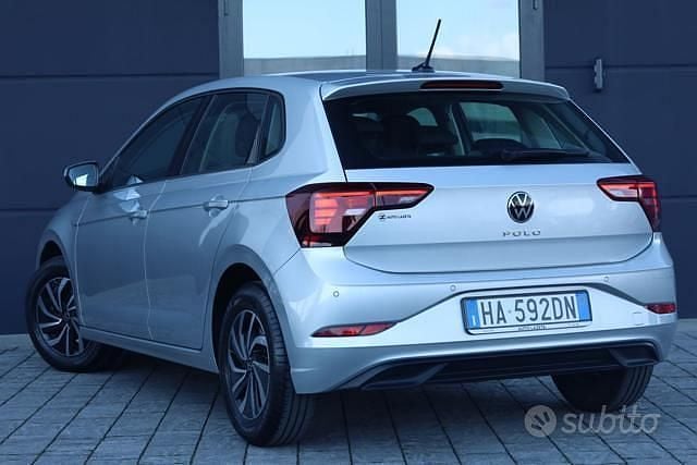 Usata VW Polo Life 95 CV (69 kW) 2025 Grigio Utilitaria