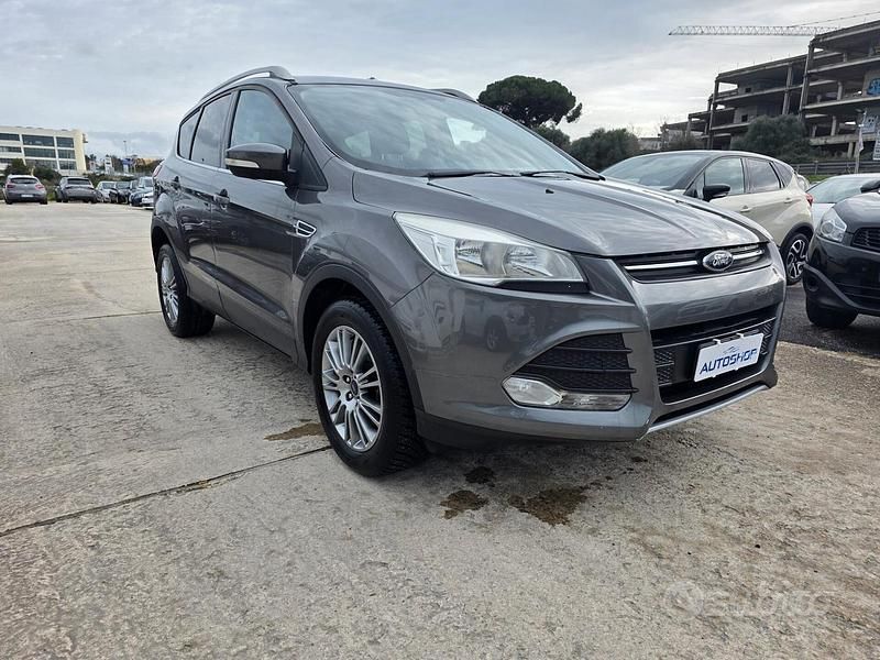 Occasion Ford Kuga 115 ch (84 kW) 2014 Gris SUV