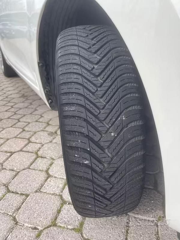 Usata Kia Picanto 69 CV (50 kW) 2014 Bianco Utilitaria