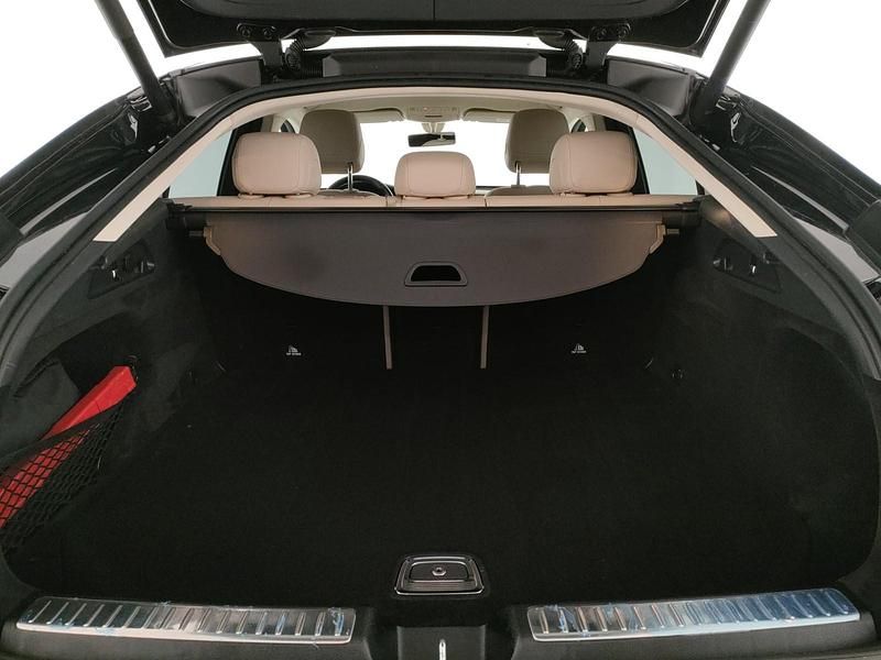 Usata Mercedes GLC200 163 CV (119 kW) 2019 Nero SUV